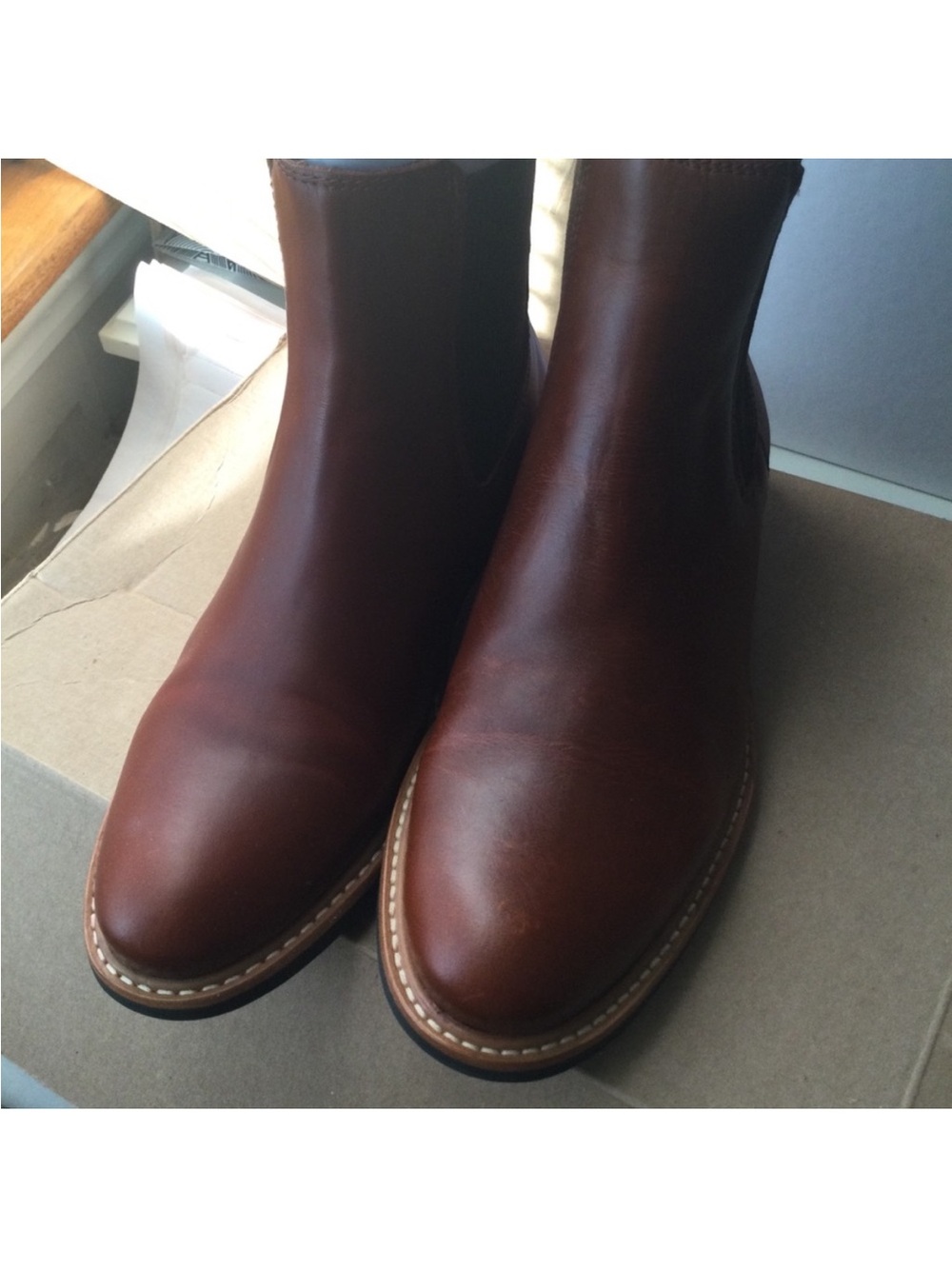 NISOLO Carmen Chelsea Leather Boots NIB - Picture 7 of 13